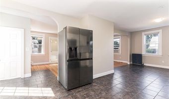 97 Williams Ave, East Providence, RI 02914