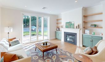1 Longview Dr 103, Atkinson, NH 03811