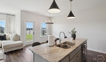 1913 Arnold Dr SE, Allenhurst, GA 31301