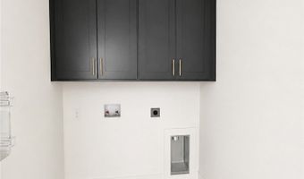 24 Kirkcudbright Ln, Bella Vista, AR 72715