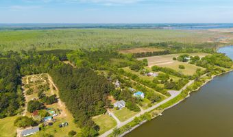 126 Narrow Shore Rd, Aydlett, NC 27916