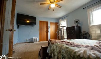 218 S Thorington St, Algona, IA 50511