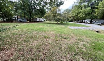 121 Hickory St, Calhoun Falls, SC 29628