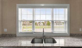 830 NE Heights Ln, Bentonville, AR 72712