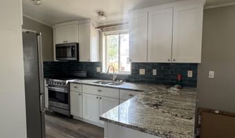 62 Twin Creek St, Diamondville, WY 83116