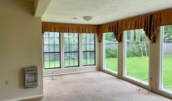 200 Kyle St, Batesville, MS 38606