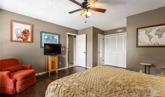 2208 2210 Oakwood Ave, Bentonville, AR 72712