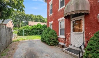 37 Main St, Cumberland, RI 02864