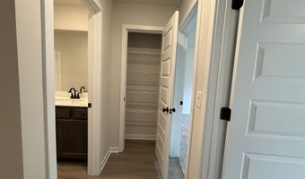 317 Brook Landing Cir, Auburn, GA 30011