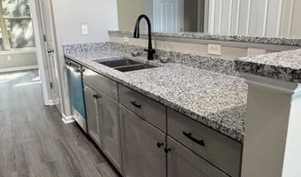 12 Georgian Cir, Adairsville, GA 30103