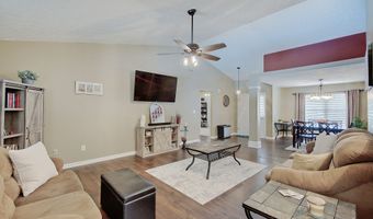 7372 Oakview Dr, Avon, IN 46123