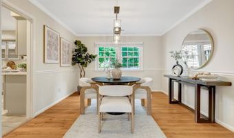 4003 KLOMAN St, Annandale, VA 22003