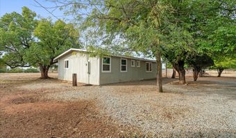 6400 Dale Ln, Anderson, CA 96007