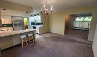 1066 W Water St, Berne, IN 46711