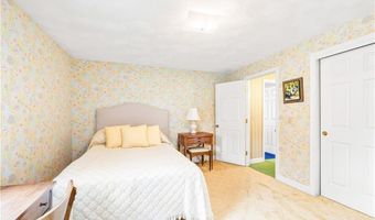 1 Edelweiss Ave, Lincoln, RI 02865