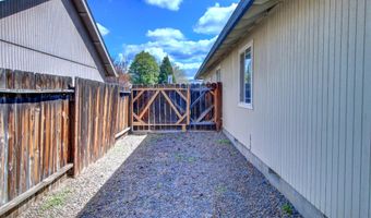 1147 Hampton Dr, Central Point, OR 97502