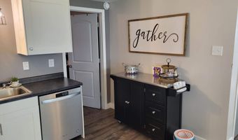 128 E Montford Ave, Ada, OH 45810