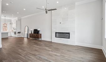 4122 Belt Line Rd, Addison, TX 75001