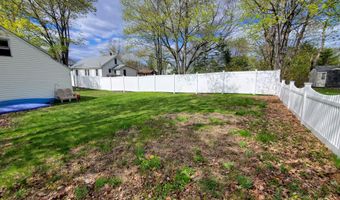 84 14th St, Bangor, ME 04401