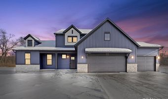 9520 Alaska Ave SE, Alto, MI 49302