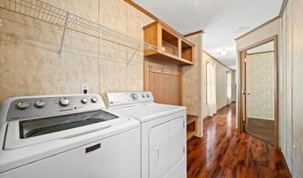 11 E St, Bangor, ME 04401