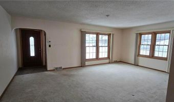918 Clausen Ave, Albert Lea, MN 56007