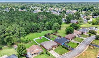 2931 Stonewater Dr, Albany, GA 31721