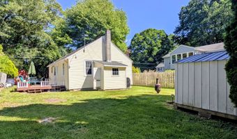 17 Autumn Trl, Coventry, CT 06238