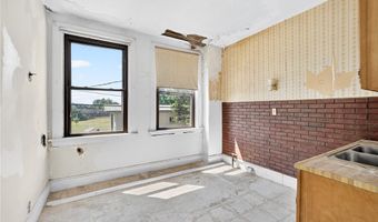 243 Main Ave, Aliquippa, PA 15001