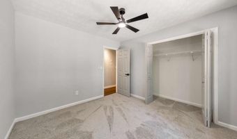 4929 Willow Crk, Woodstock, GA 30188