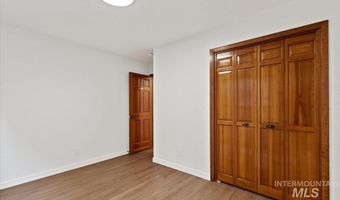 204 Hilldrop St, Caldwell, ID 83605