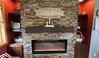 725 N E St, Albia, IA 52531