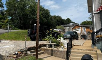 101 Lyons St, Adena, OH 43901