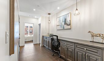 101 Broad St 8B, Boston, MA 02110