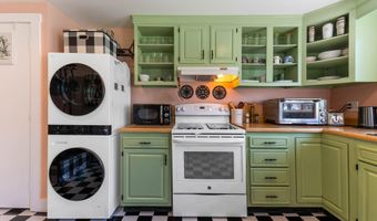 390 Front St, Bath, ME 04530