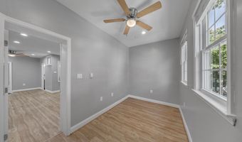 1614 R St SE, Washington, DC 20020