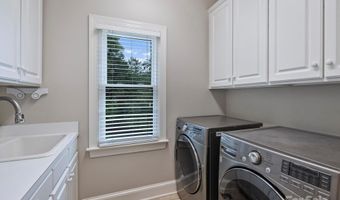 7122 The Grns, Charlotte, NC 28277