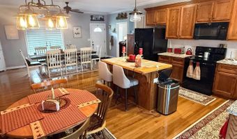 2749 Trent Hatchery Rd, Appomattox, VA 24522
