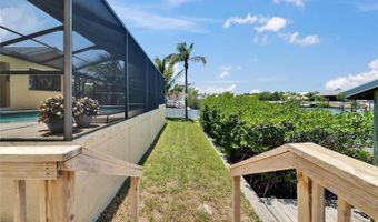 907 GOLF ISLAND Dr, Apollo Beach, FL 33572