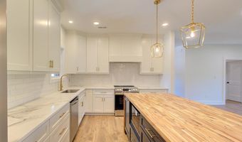 408 Edgewood Dr, Belton, SC 29627