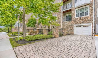7201 TRAVERTINE Dr 104, Baltimore, MD 21209