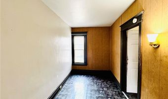 637 N Penn St, Allentown, PA 18102