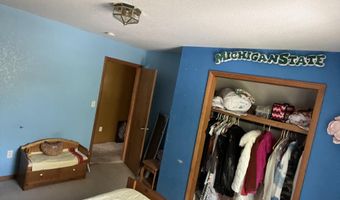 158 Moyer Ave, Alma, MI 48801