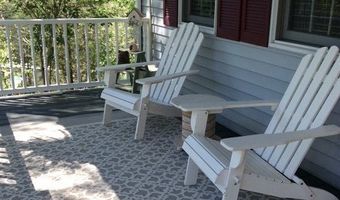 61 Mannon Dr, Alum Creek, WV 25003