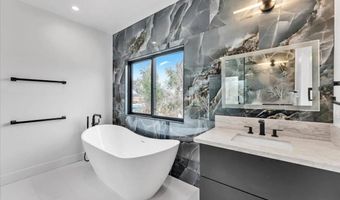 422 S Spruce, Escondido, CA 92025