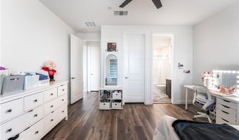 212 Harris Peak St, Las Vegas, NV 89138