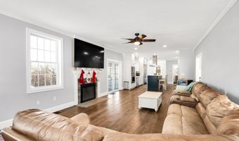 19 Woodhill Hooksett Rd, Bow, NH 03304