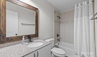 11914 Rock Canyon Dr, Charlotte, NC 28226