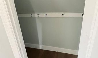 1536 Cranston St 3, Cranston, RI 02920