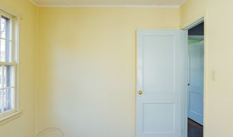 496 Burnsford Ave, Bridgeport, CT 06606